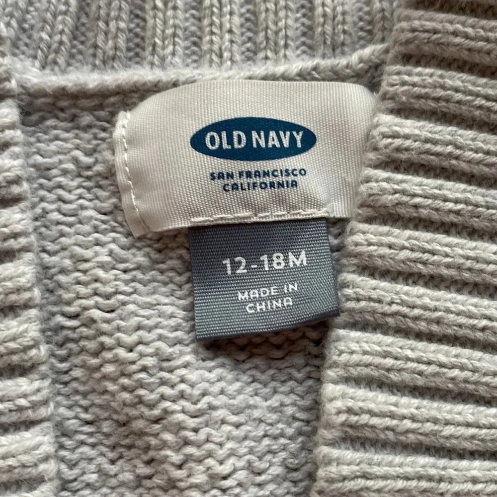Old‎ Navy 12-18 Month Light Gray Knit Cotton Cardigan